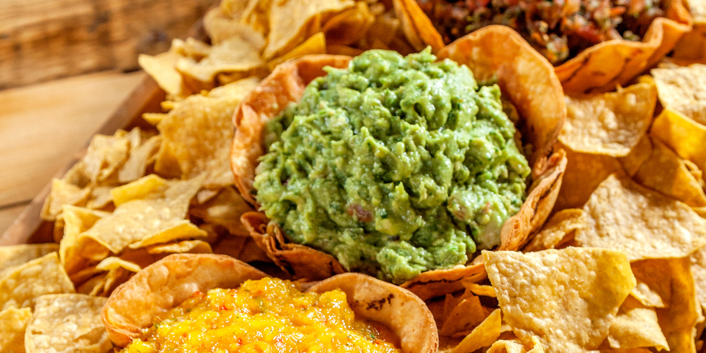 guacamole and tortilla chips